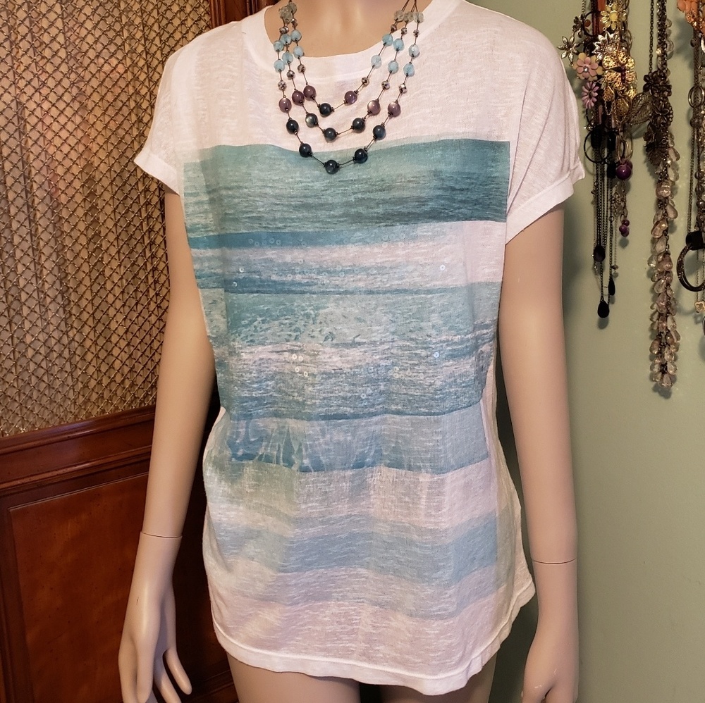 Daisy Fuentes burnout look patterned top
